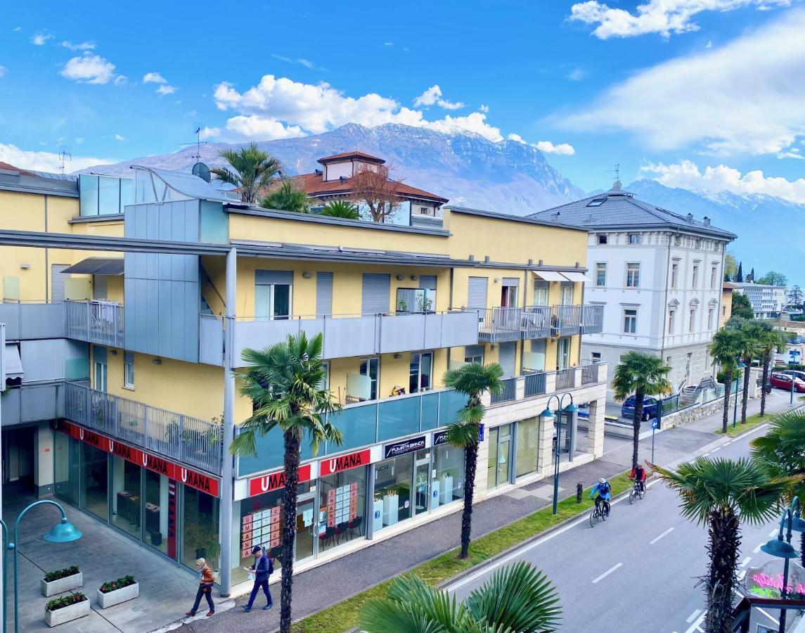 Riva Central Apartment - Free Parking Riva del Garda Exterior foto
